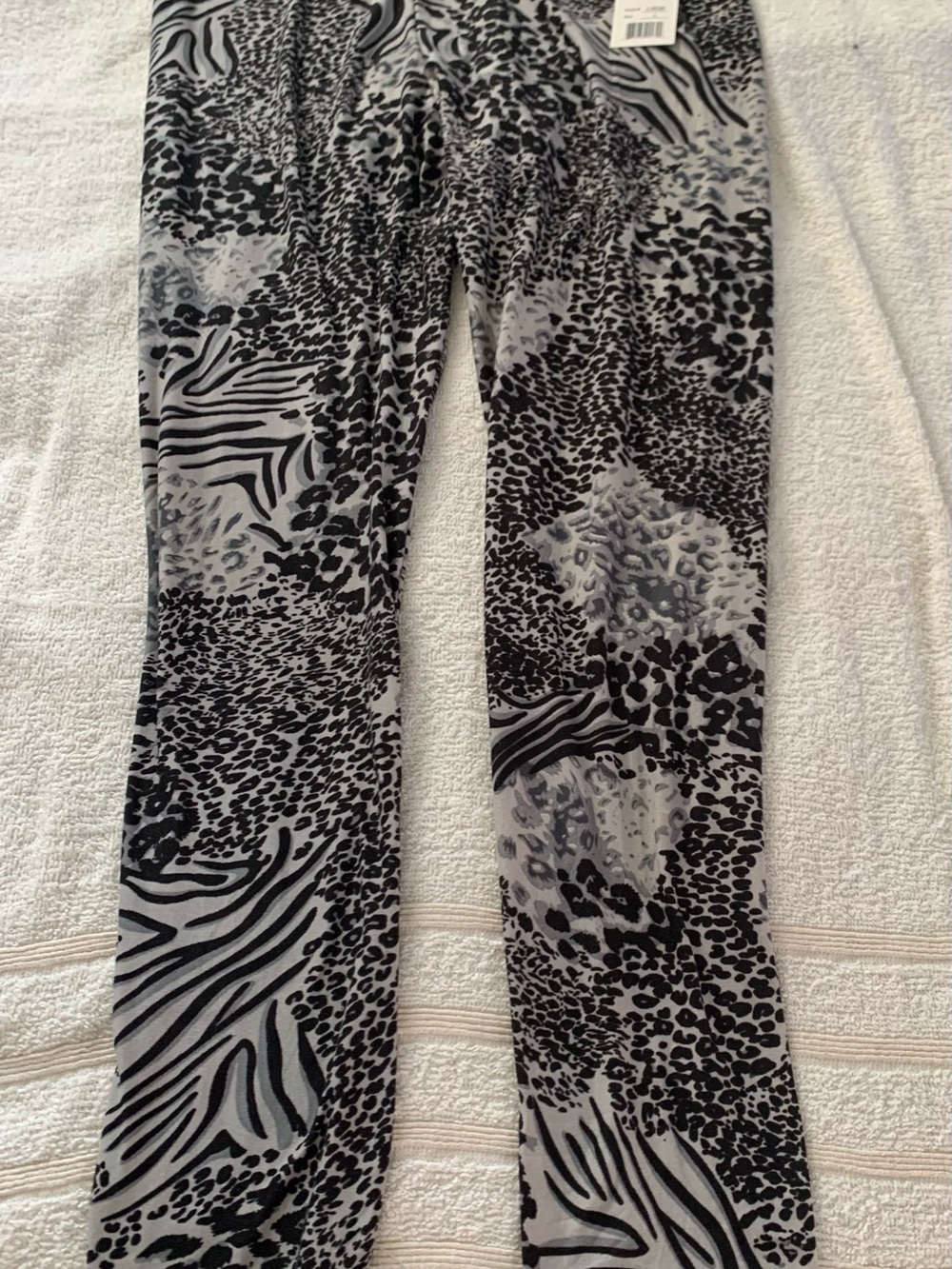 Women’s Black & Gray Animal Print Jeans
